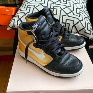 Nike Dunk High Premium